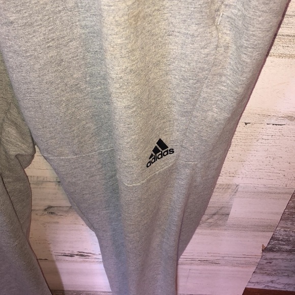 Adidas Sweatpants joggers Grey and black Size medium Adidas pants workout gym​​ - Picture 2 of 6